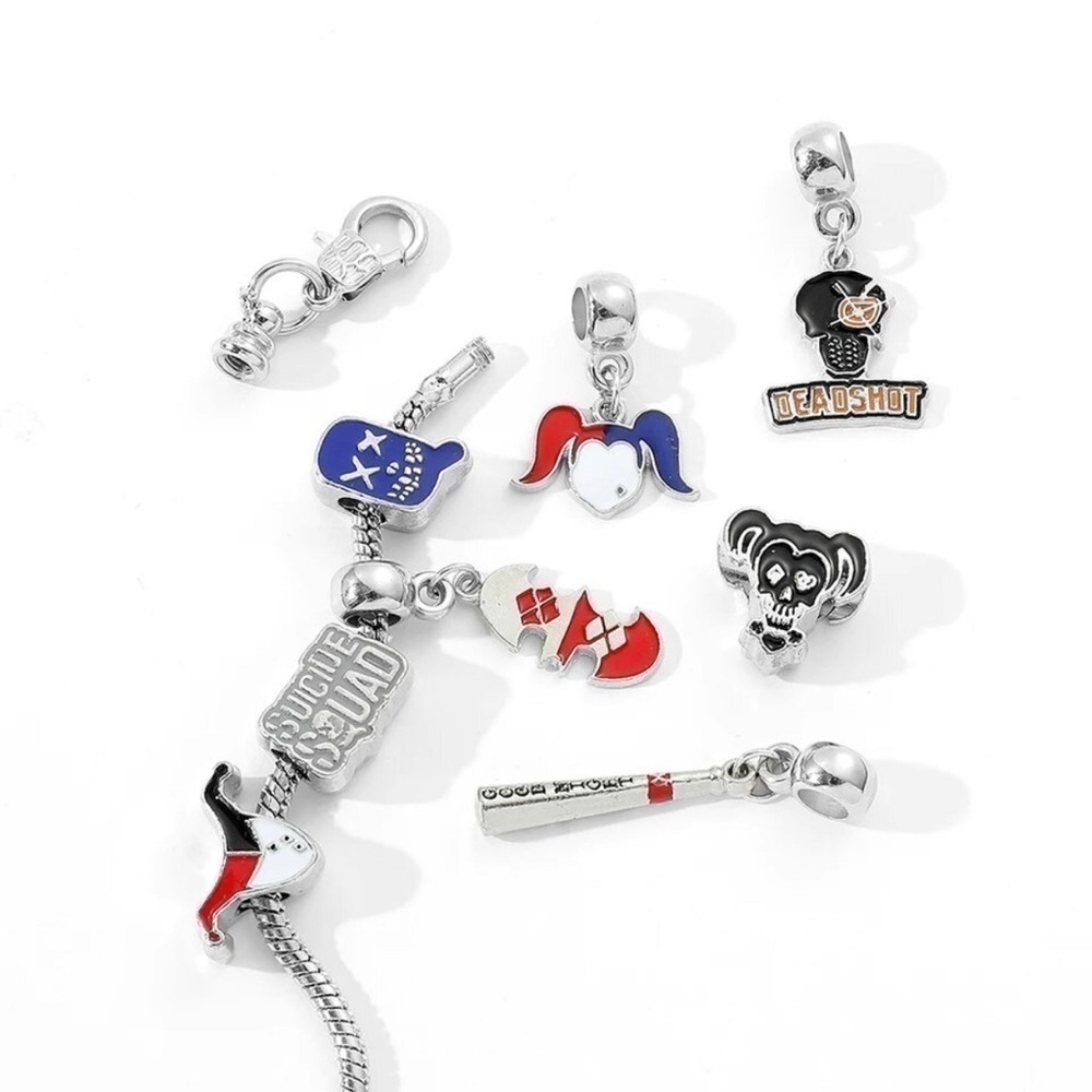Silver Plated Suicide Squad Harley Quinn Themed Charm Bracelet Adjustable Sizing - Picture 3 of 7